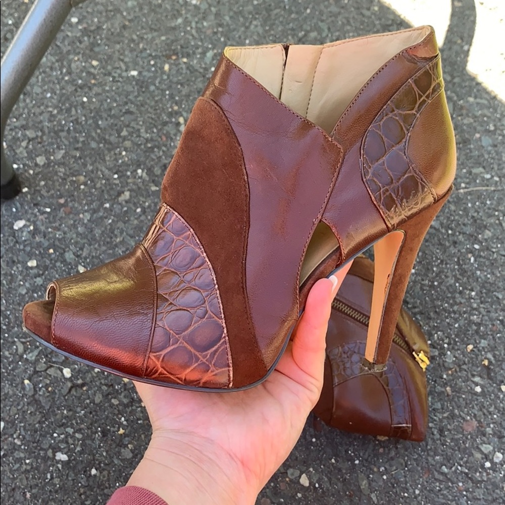 Nine wets prep for booties